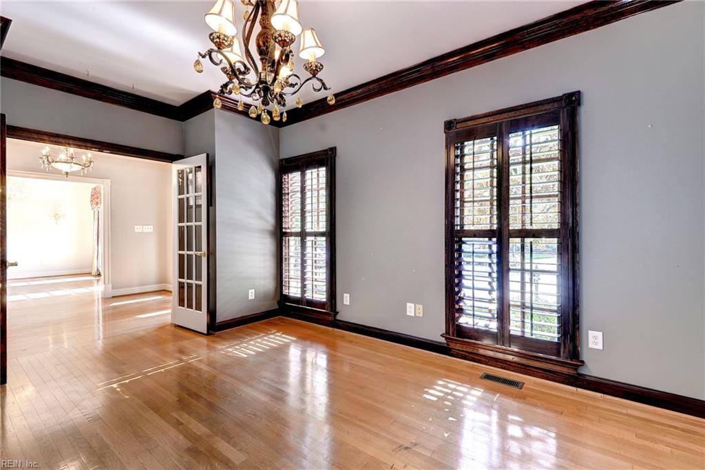 124 Richmond Hill Ct Property Photo 24
