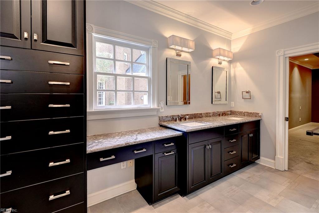 124 Richmond Hill Ct Property Photo 34
