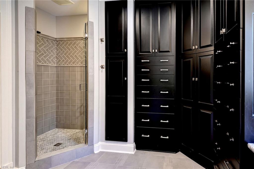 124 Richmond Hill Ct Property Photo 35