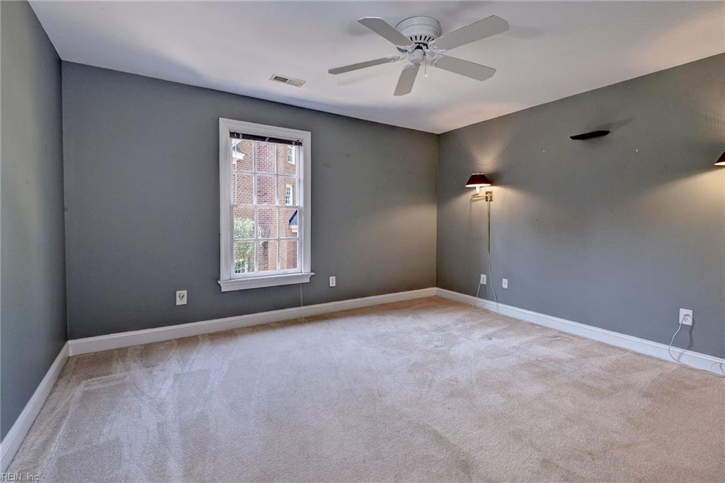 124 Richmond Hill Ct Property Photo 44