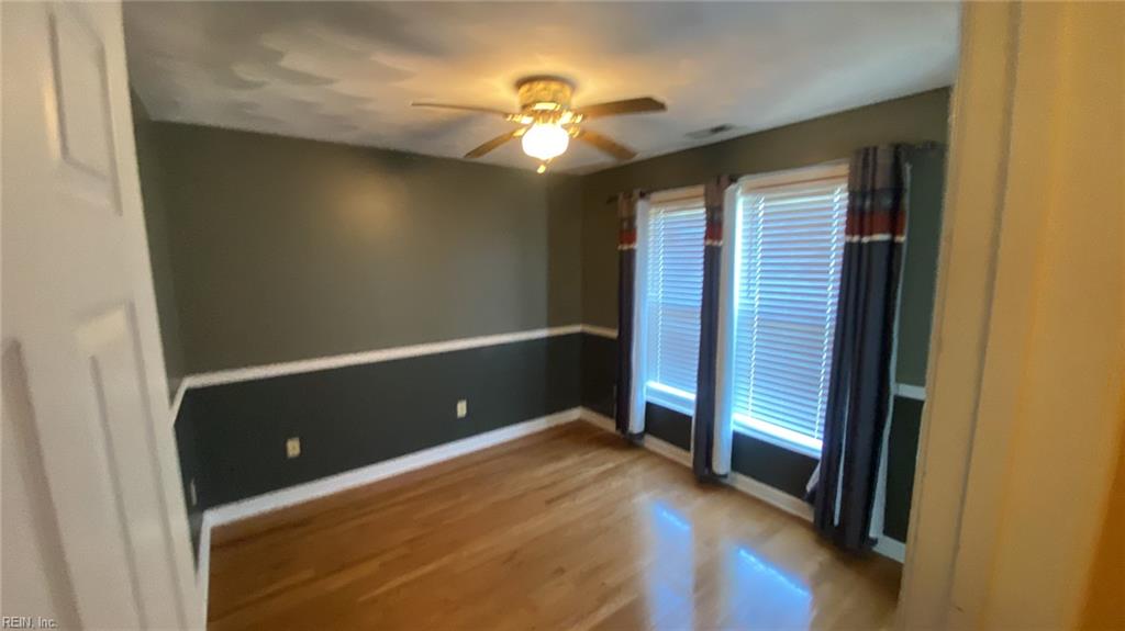 26224 Rochelle St Property Photo 10
