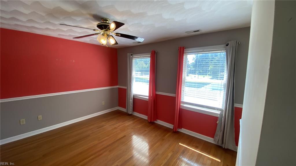 26224 Rochelle St Property Photo 12