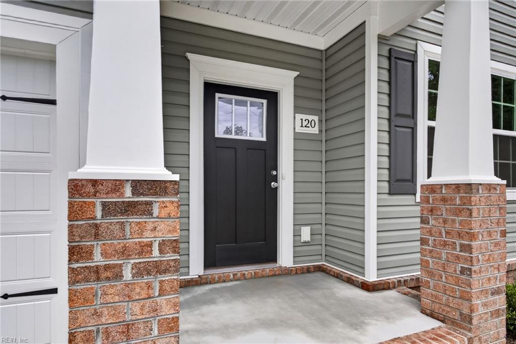 120 Taxus St Property Photo 3