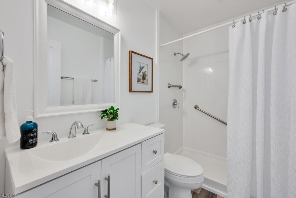1201 Montague St Property Photo 15