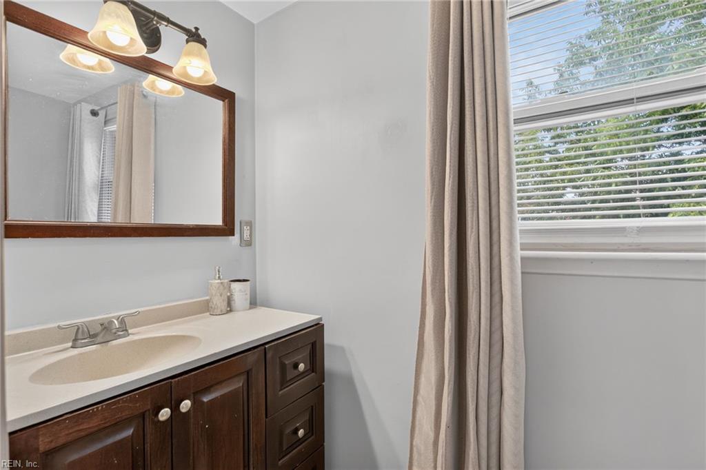 5328 Sir Barton Dr Property Photo 31