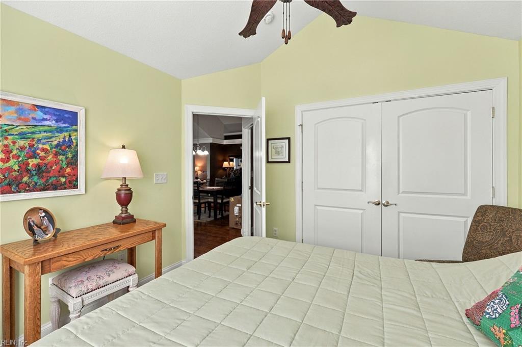 318 Ginger Loop Property Photo 25