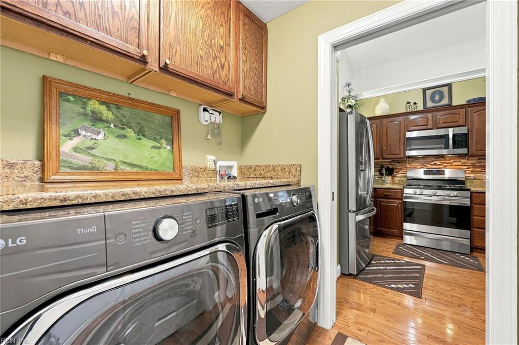 318 Ginger Loop Property Photo 29