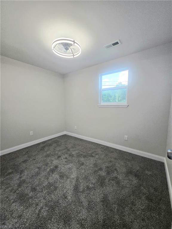100 Alice St Property Photo 12