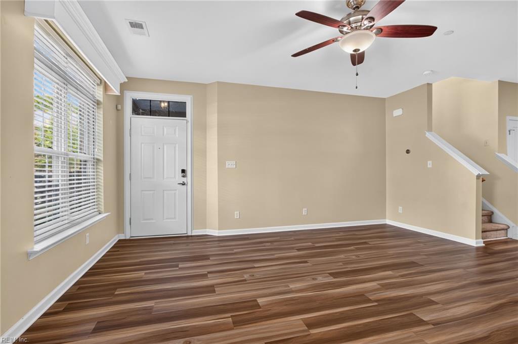 113 Zenith Loop Loop Property Photo 4