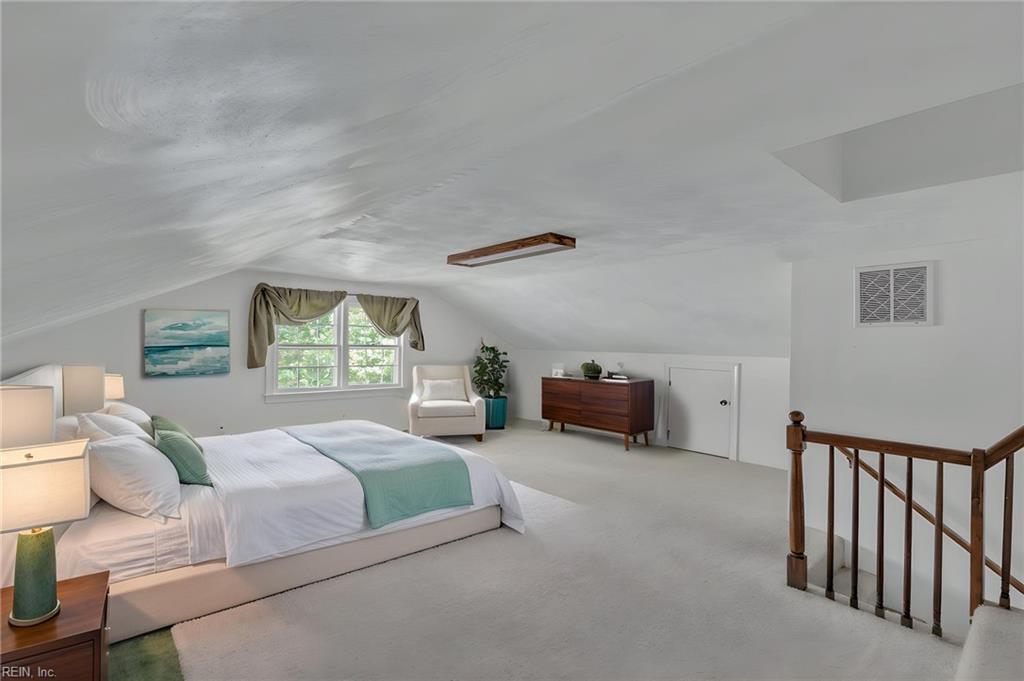 2949 Prince Of Wales Dr Property Photo 41