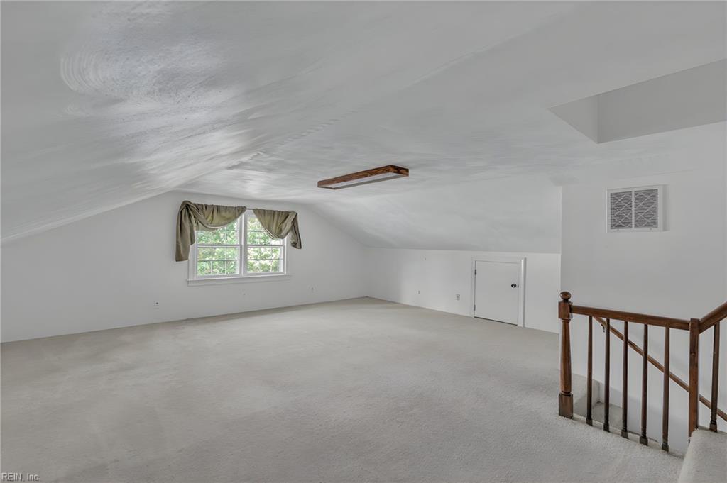 2949 Prince Of Wales Dr Property Photo 42