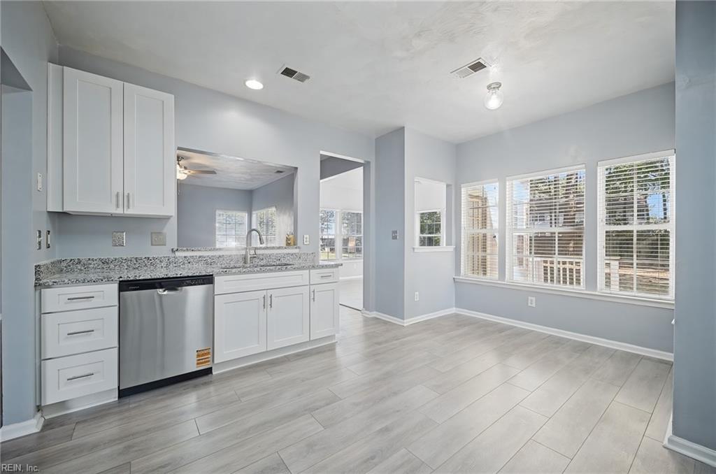 1459 Lipton Cir Property Photo 2