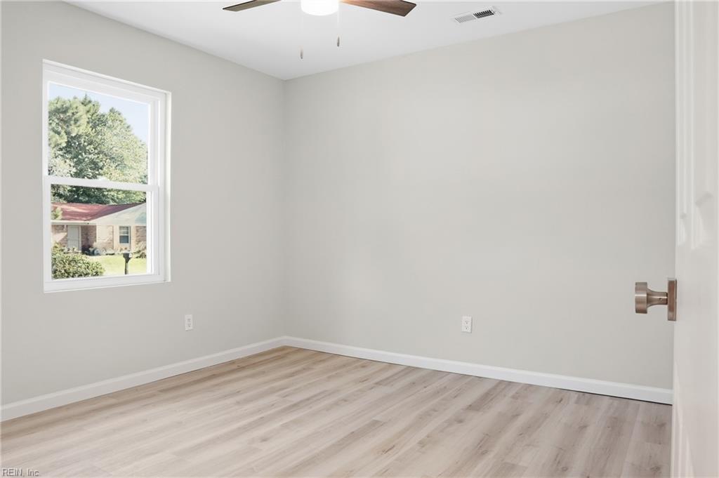 3408 Newport Dr Property Photo 22