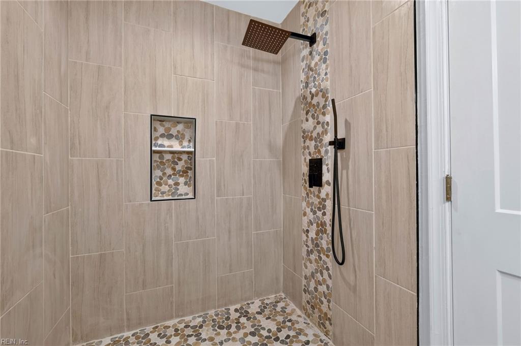 921 Philpotts Rd Rd Property Photo 34