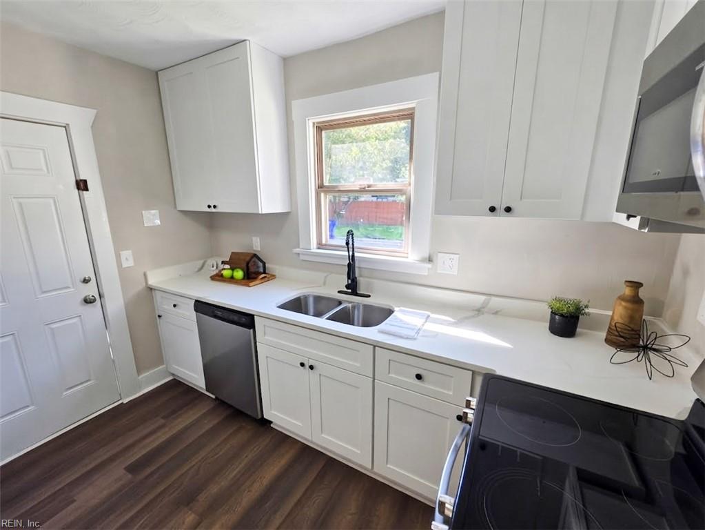 2900 Argonne Ave Property Photo 8