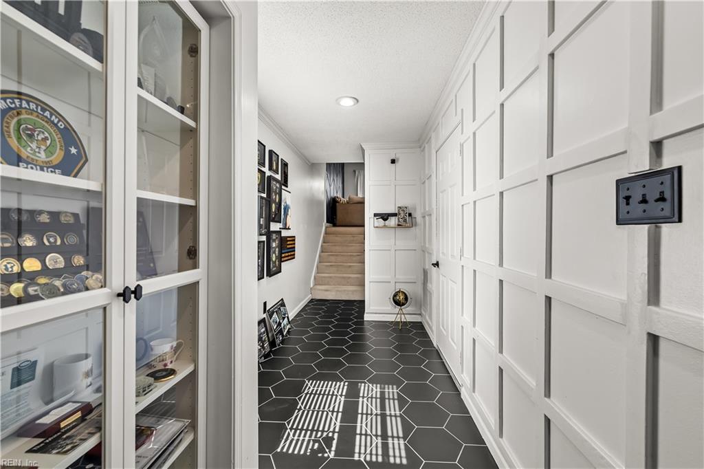 615 Todd Trl Property Photo 4