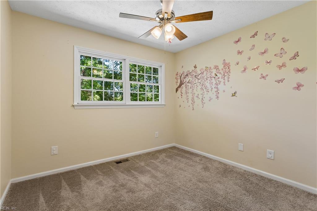 104 Willow Oaks Blvd Property Photo 27