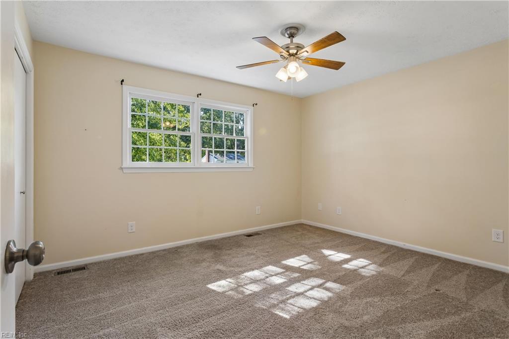 104 Willow Oaks Blvd Property Photo 32