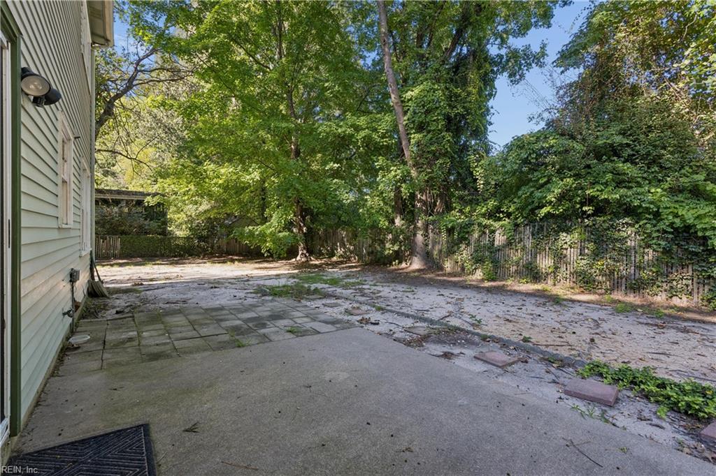 104 Willow Oaks Blvd Property Photo 42
