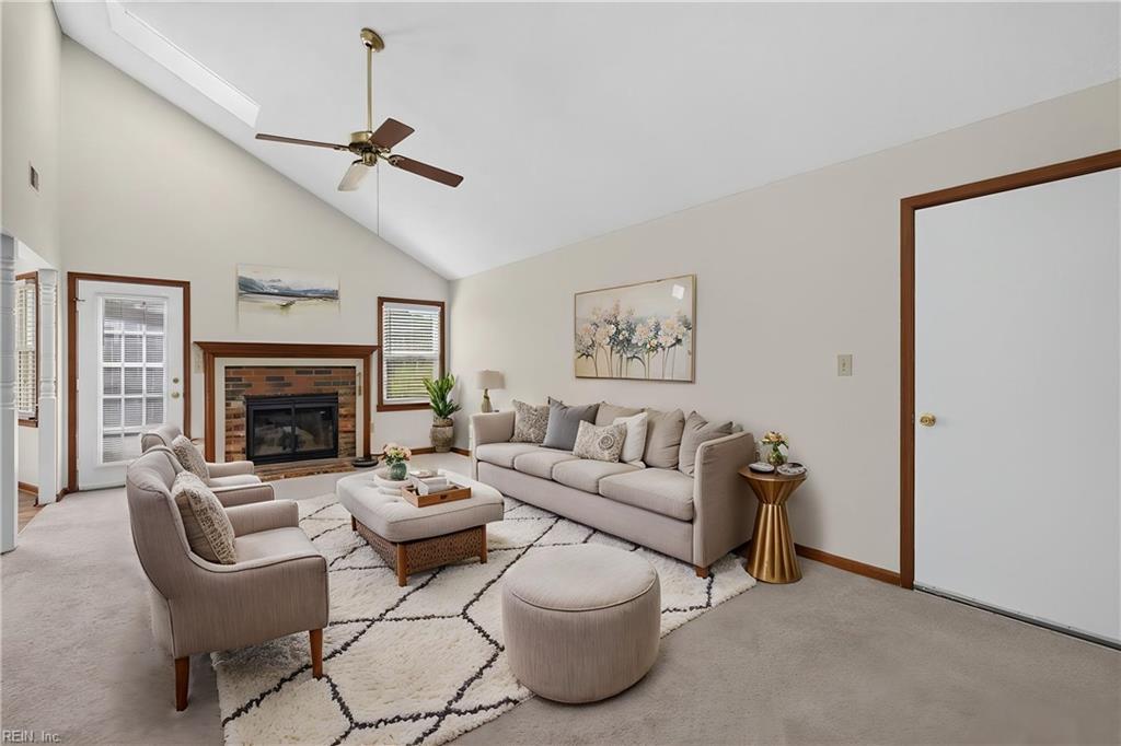 3069 Barberry Ln Property Photo 2