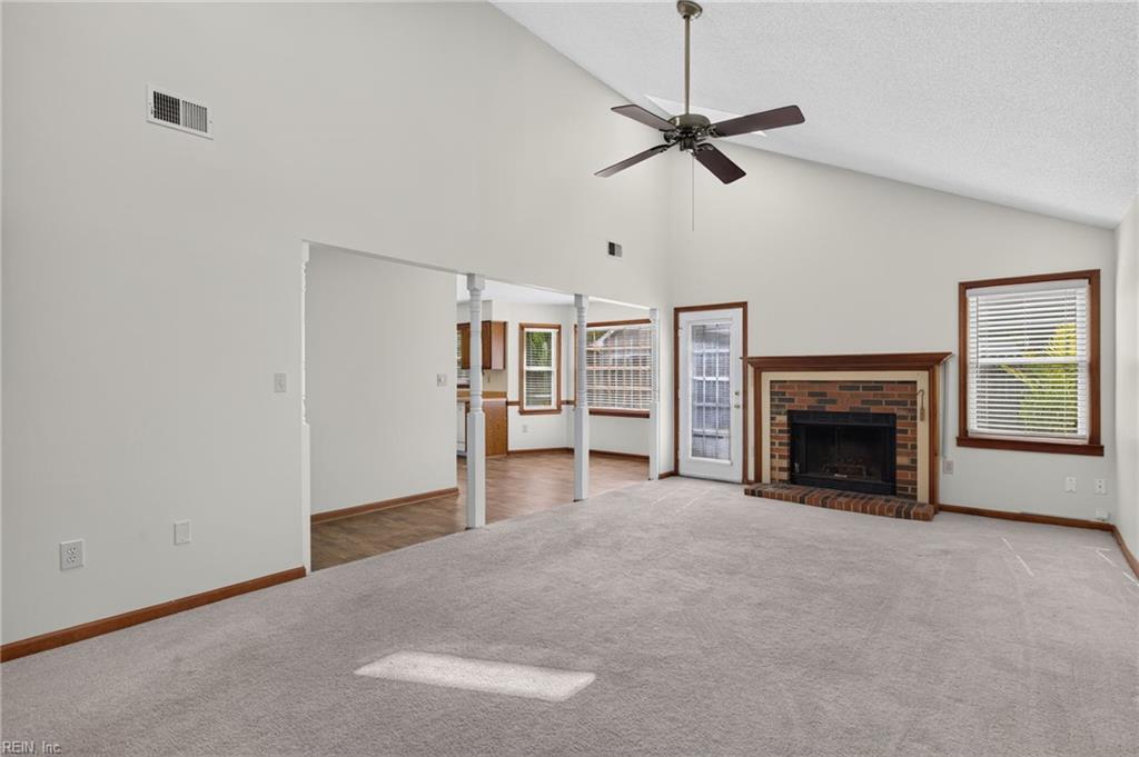 3069 Barberry Ln Property Photo 5