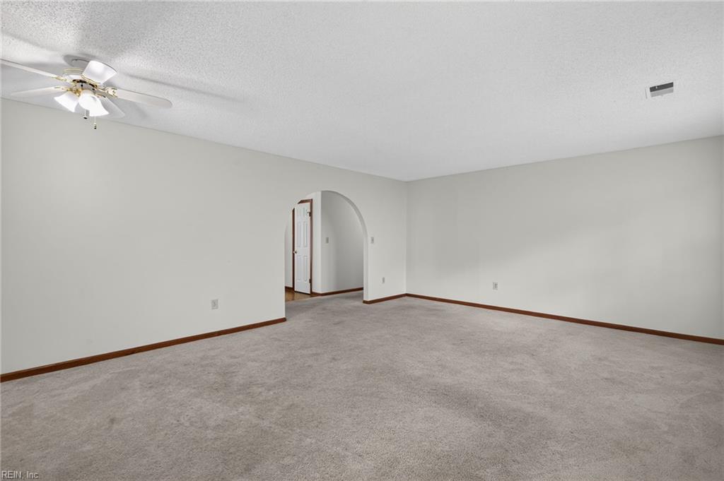 3069 Barberry Ln Property Photo 18