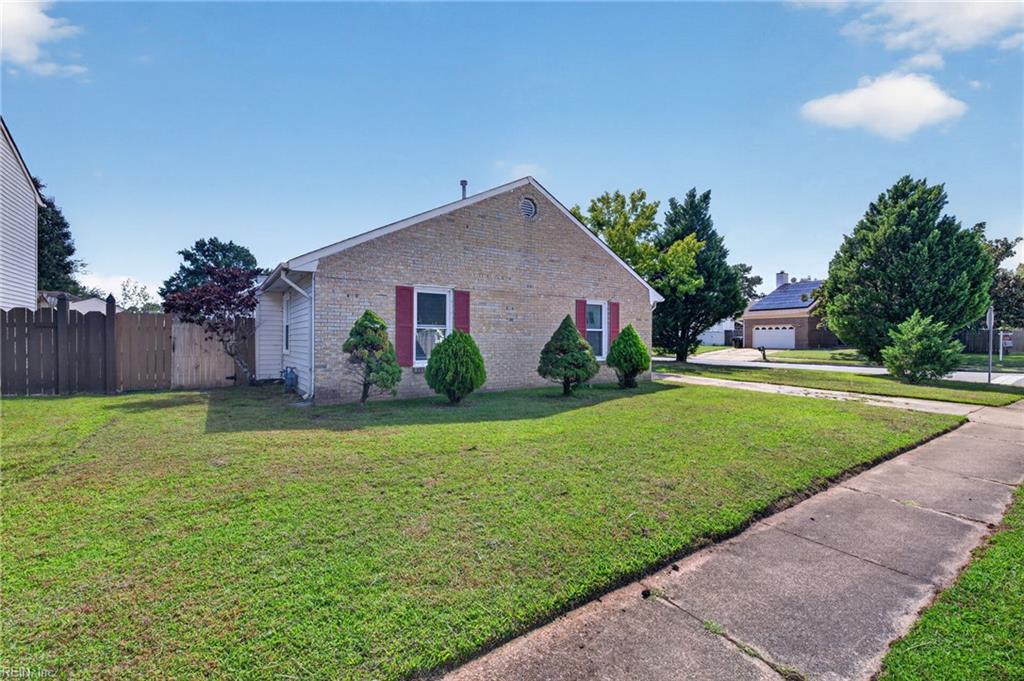 3069 Barberry Ln Property Photo 38