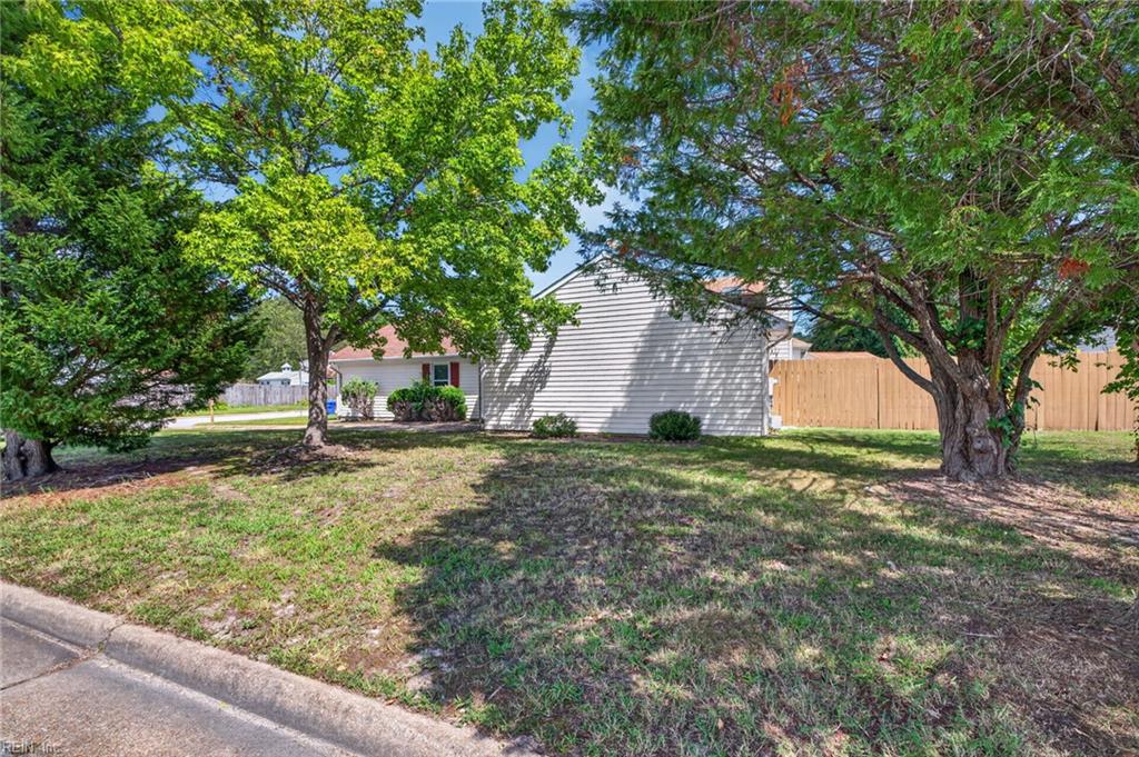 3069 Barberry Ln Property Photo 40