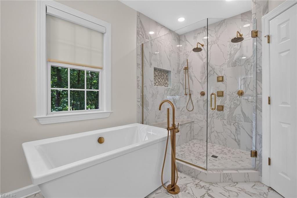 147 Country Club Dr Property Photo 31