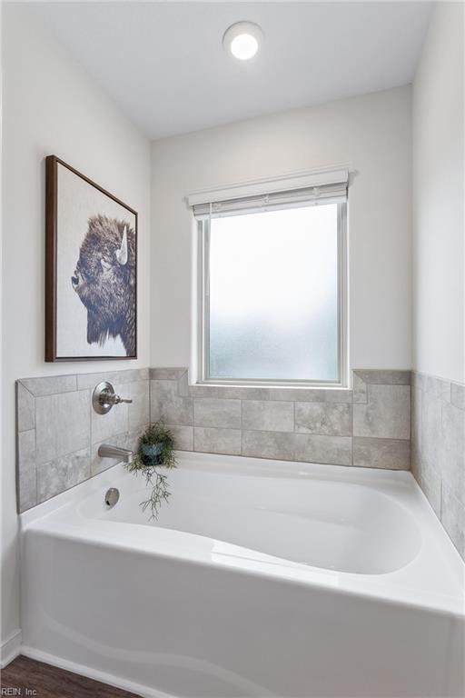 1423 Waltham Ln Property Photo 32