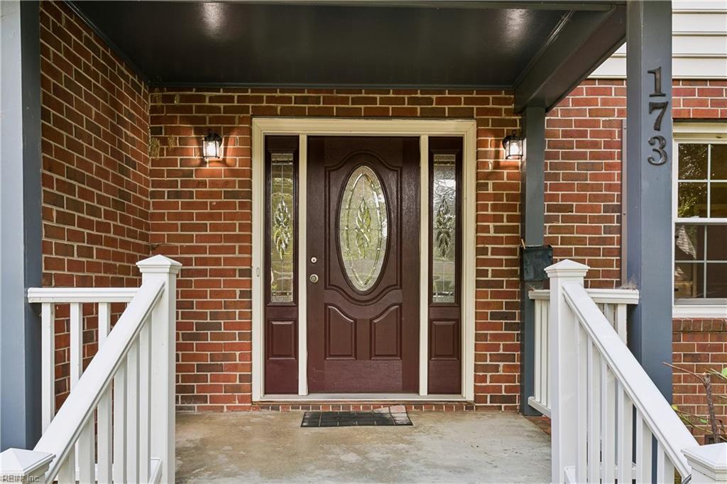 173 Laurent Cir Property Photo 4