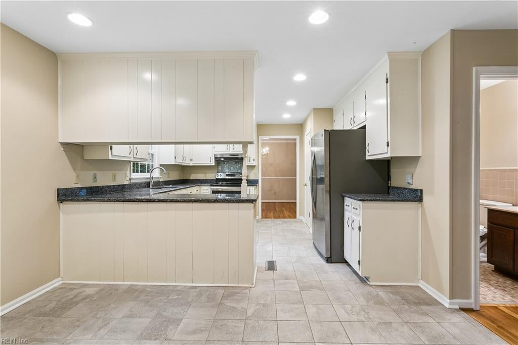 173 Laurent Cir Property Photo 15