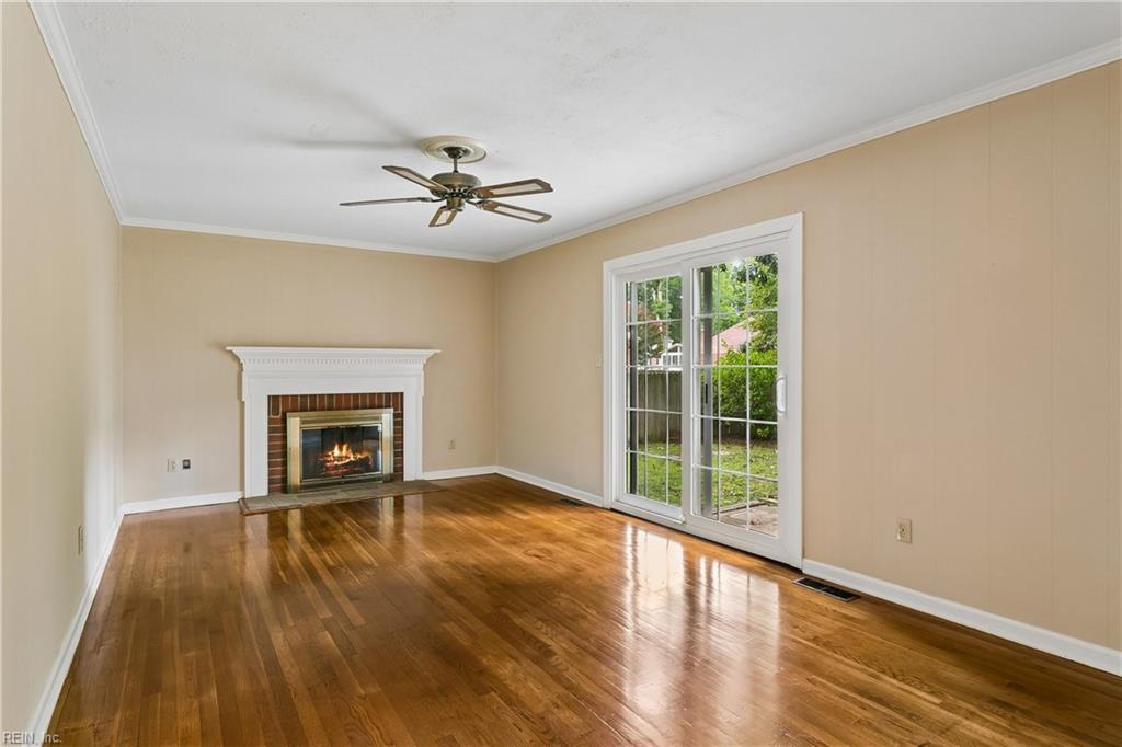 173 Laurent Cir Property Photo 18