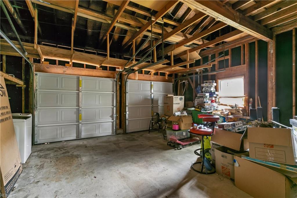 173 Laurent Cir Property Photo 23