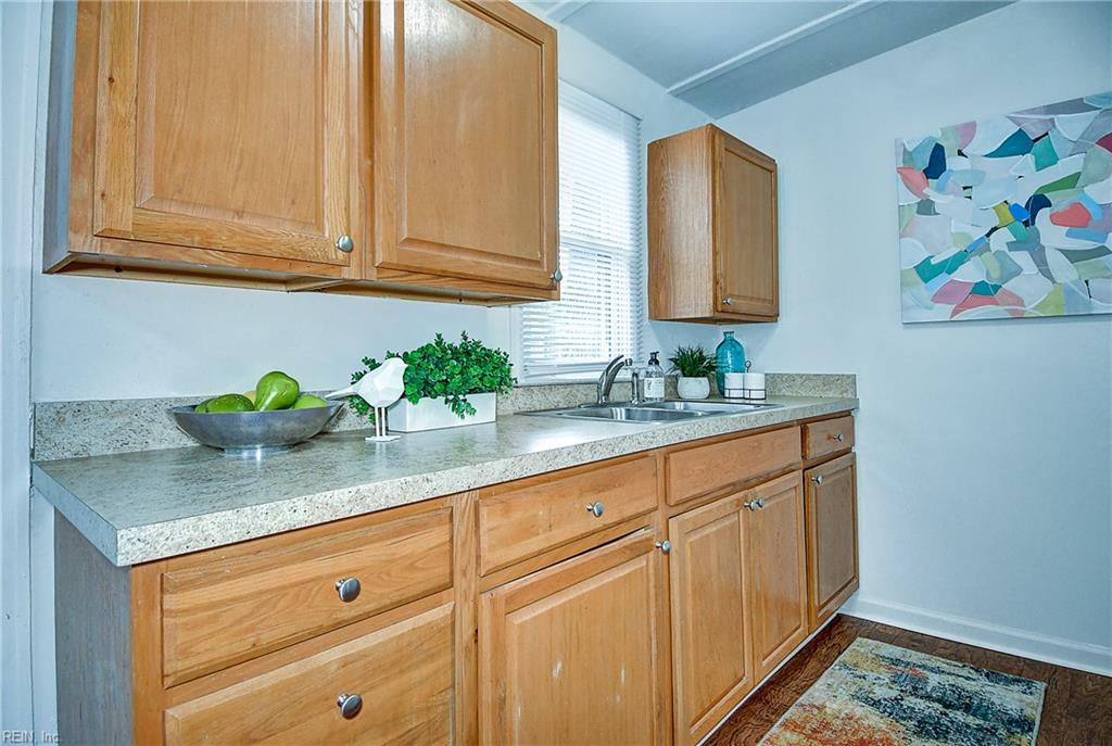 2904 Scotia Dr Property Photo 17