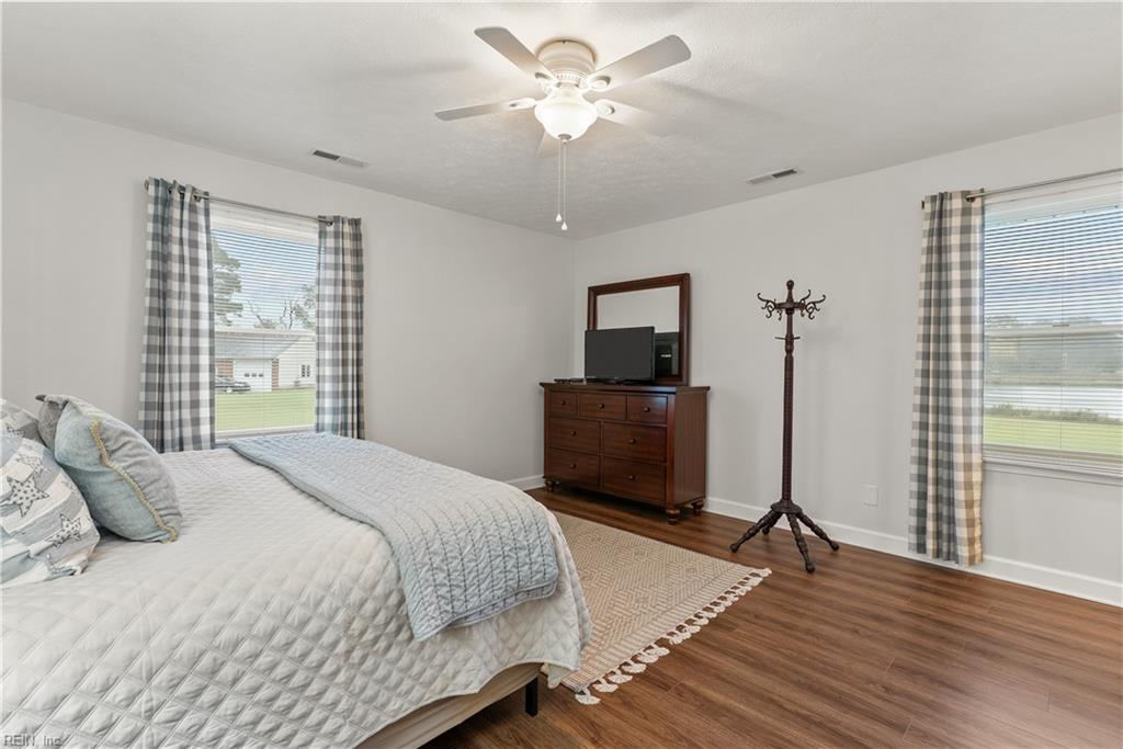 553 N End Est Property Photo 32