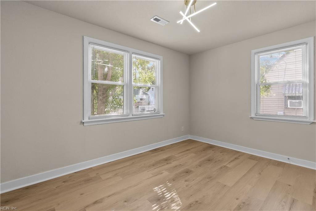 8823 Devon St Property Photo 27