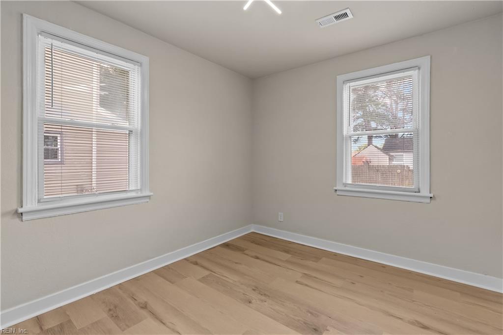 8823 Devon St Property Photo 28
