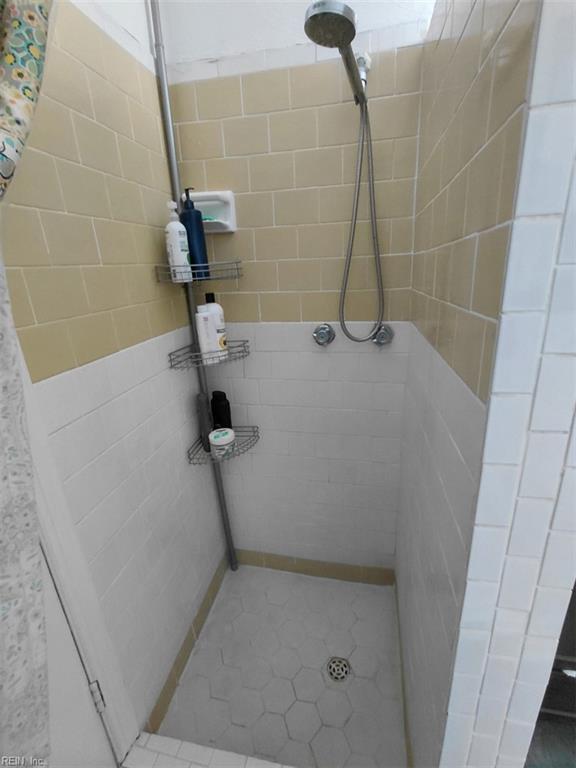 4308 Lee Ave Property Photo 3