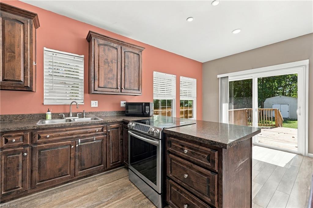 6667 Everets Rd Property Photo 15