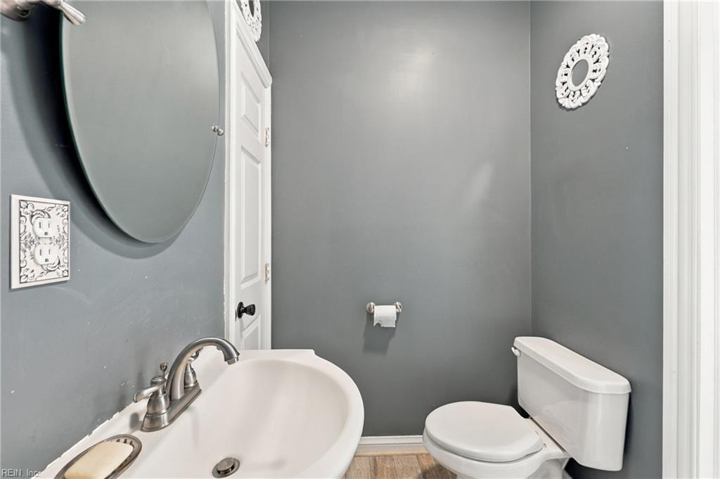 6667 Everets Rd Property Photo 20