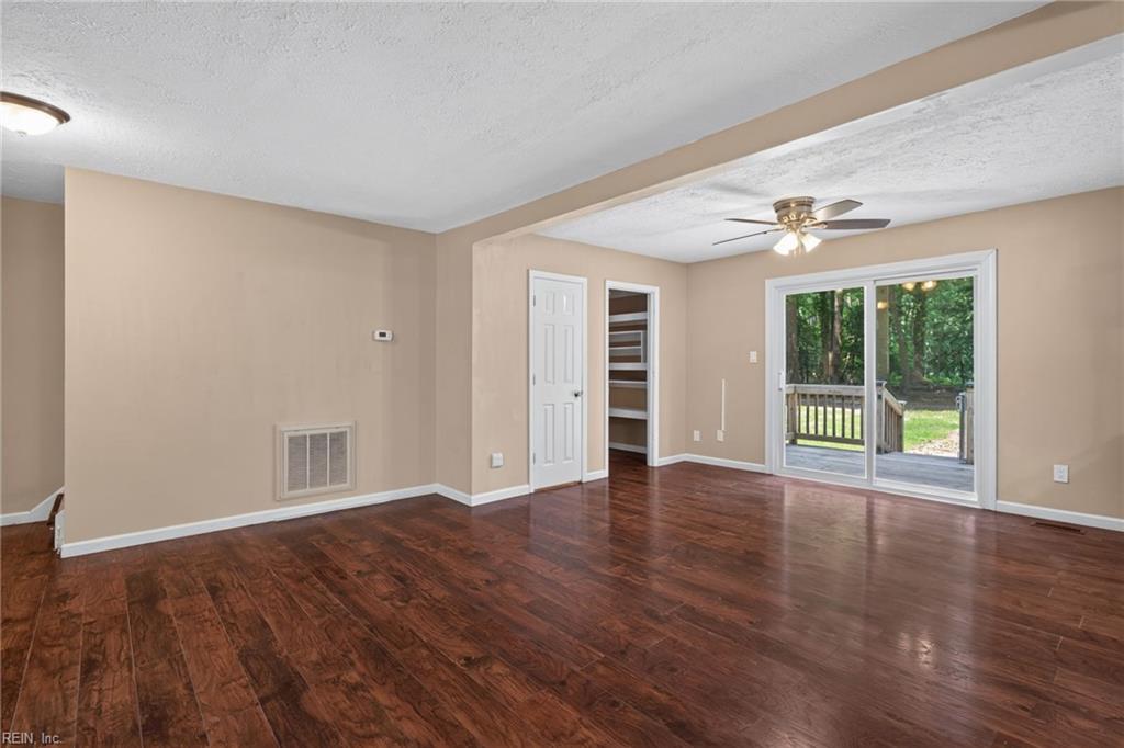 4504 Aberdeen Dr Property Photo 9