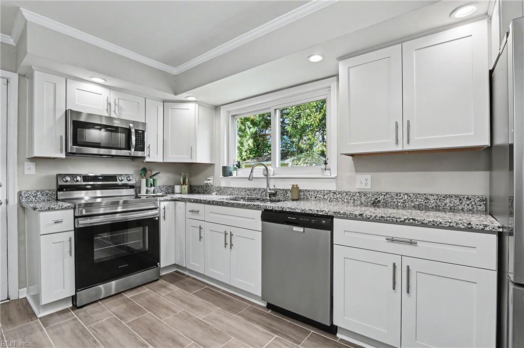 2309 Tapscott Ave Property Photo 13