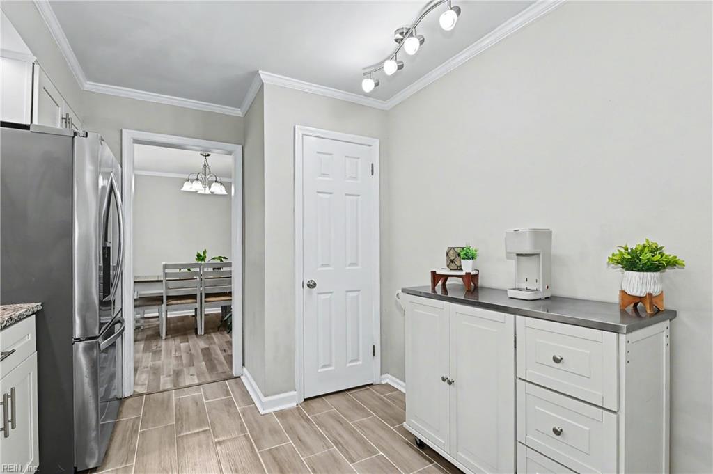 2309 Tapscott Ave Property Photo 15