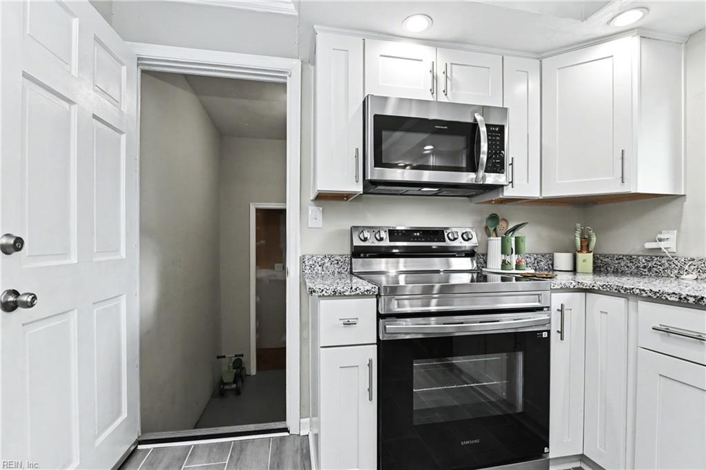 2309 Tapscott Ave Property Photo 16
