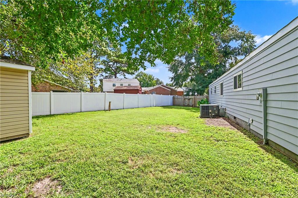 2309 Tapscott Ave Property Photo 38