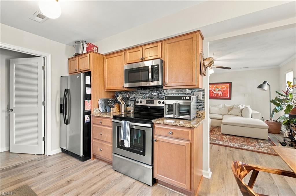 3759 Rockbridge Rd Property Photo 6