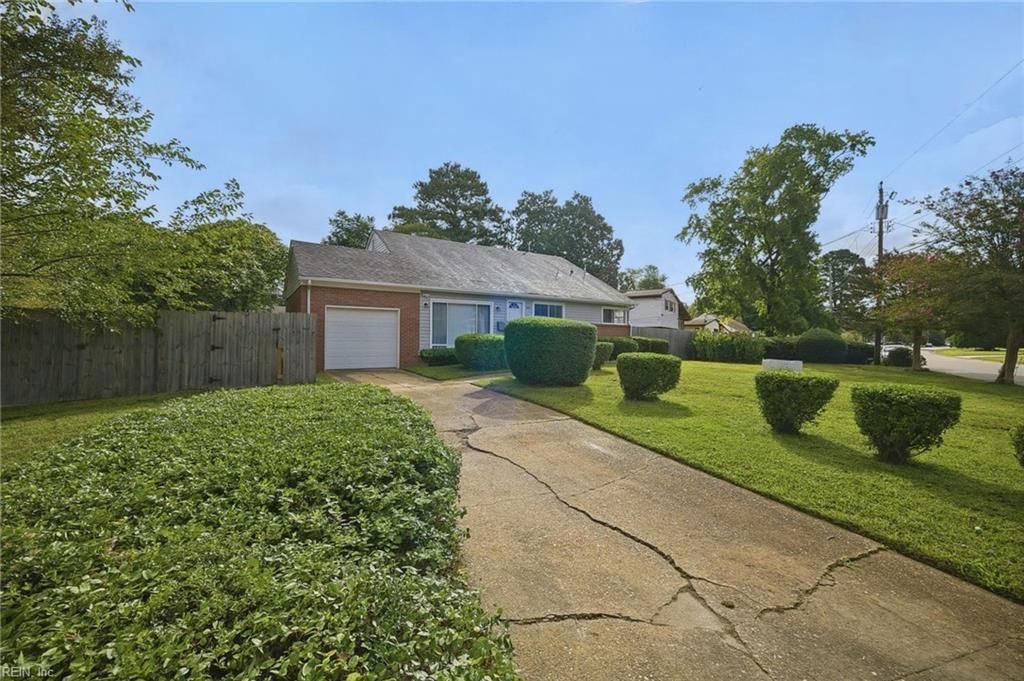 5601 Boulder Ln Ln Property Photo 2