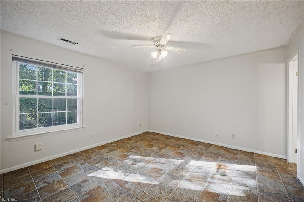 1764 Dylan Dr Property Photo 23