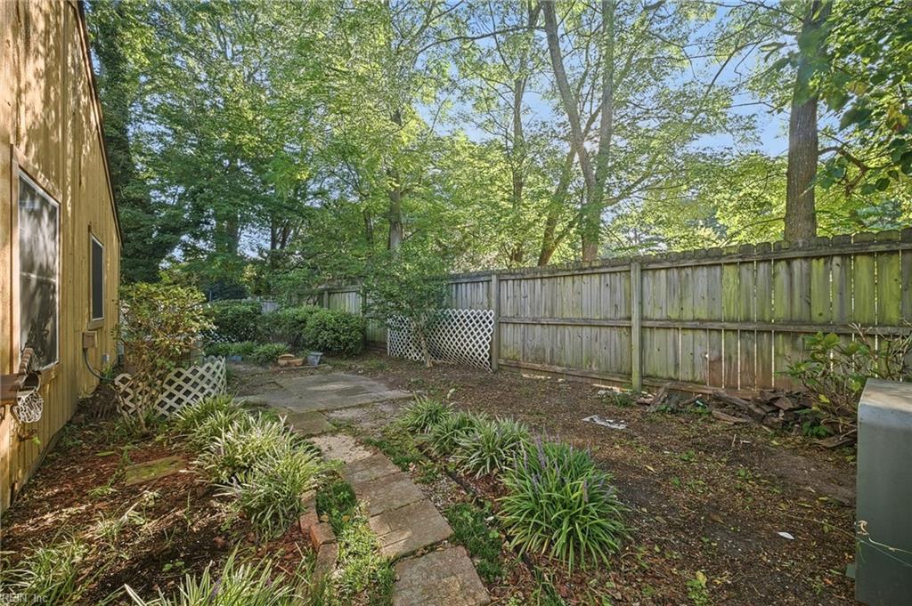 1764 Dylan Dr Property Photo 30